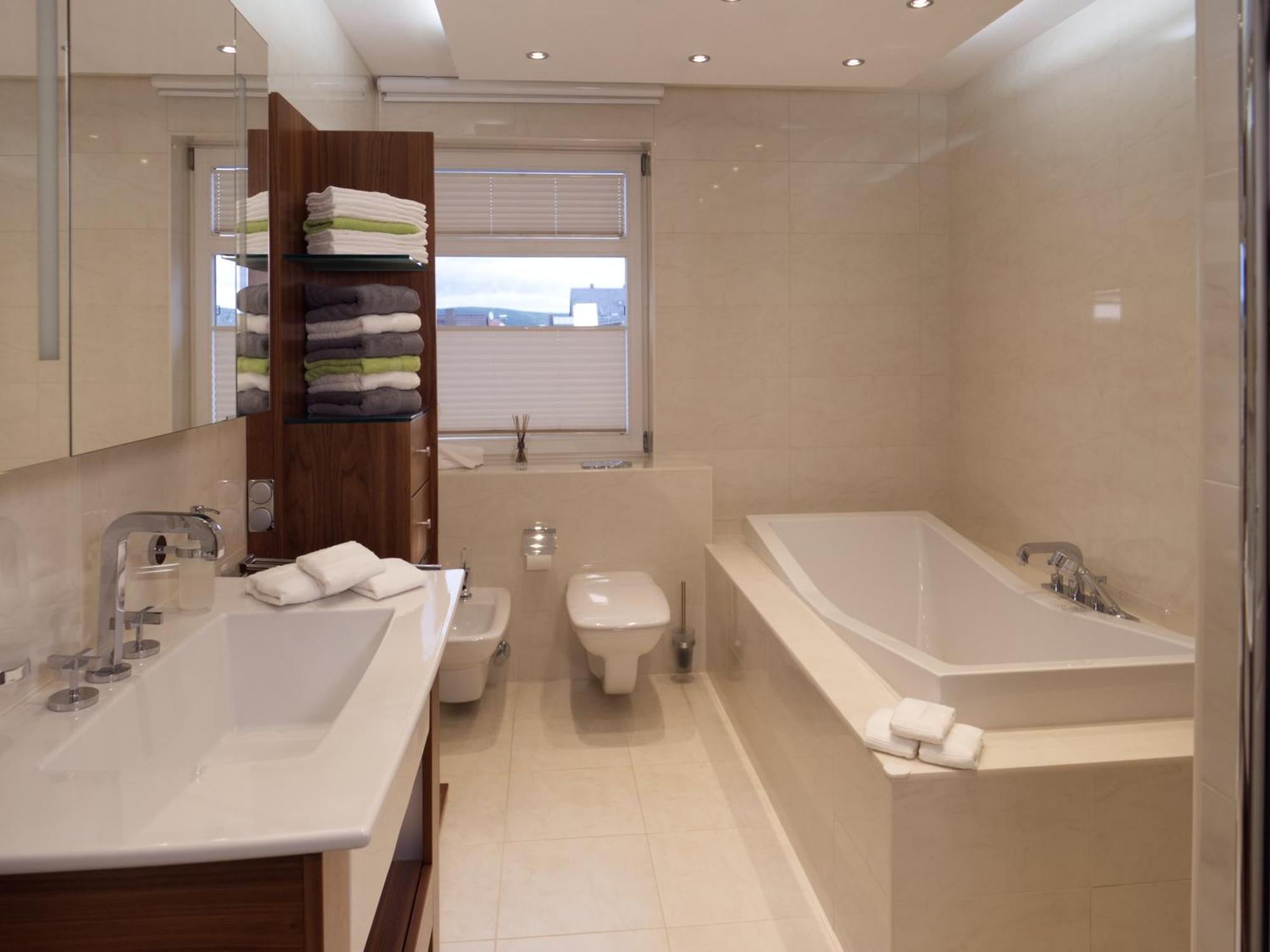 Thueringenapartments Boulevard Xxl 5-7 Personen Saalfeld Saale Exteriör bild